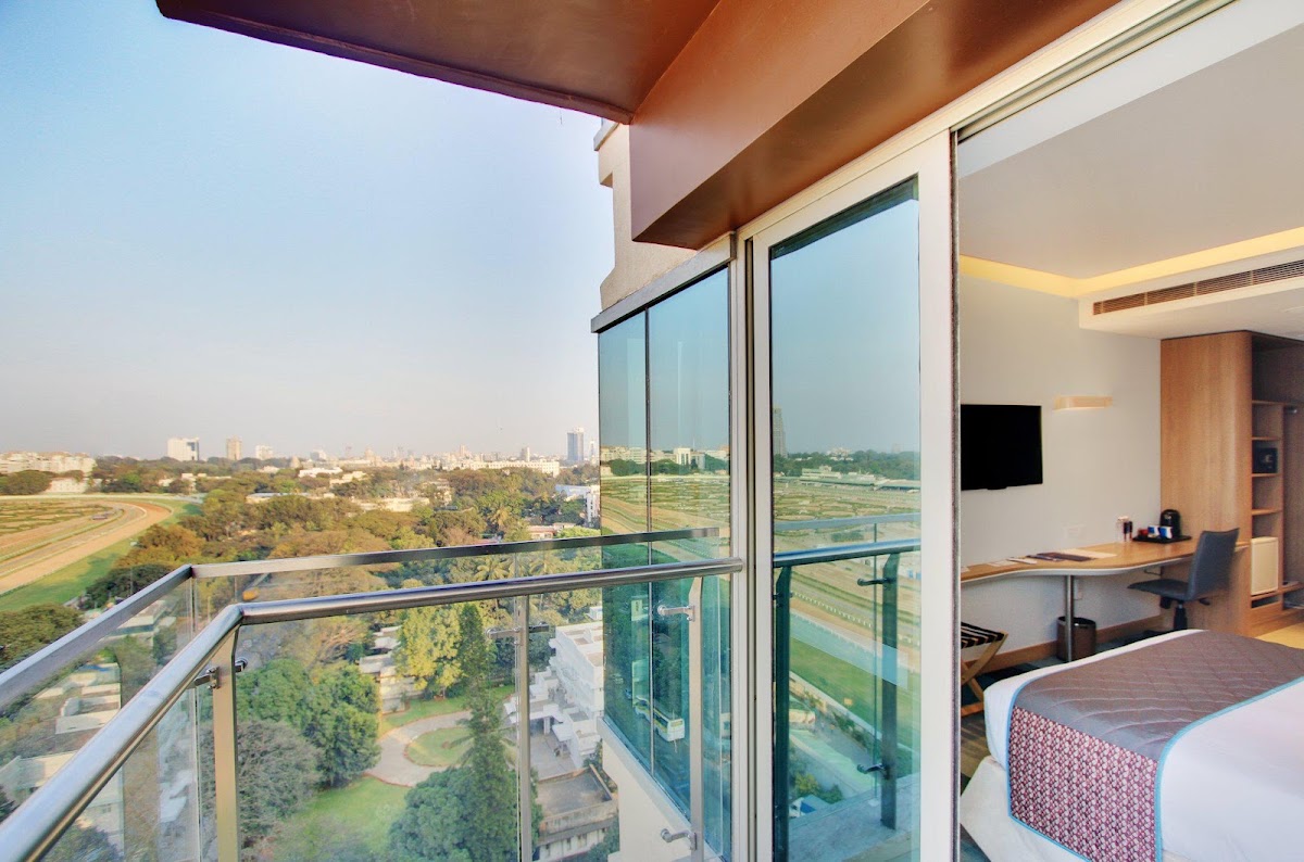 Holiday Inn Bengaluru Racecourse by IHG photo 3