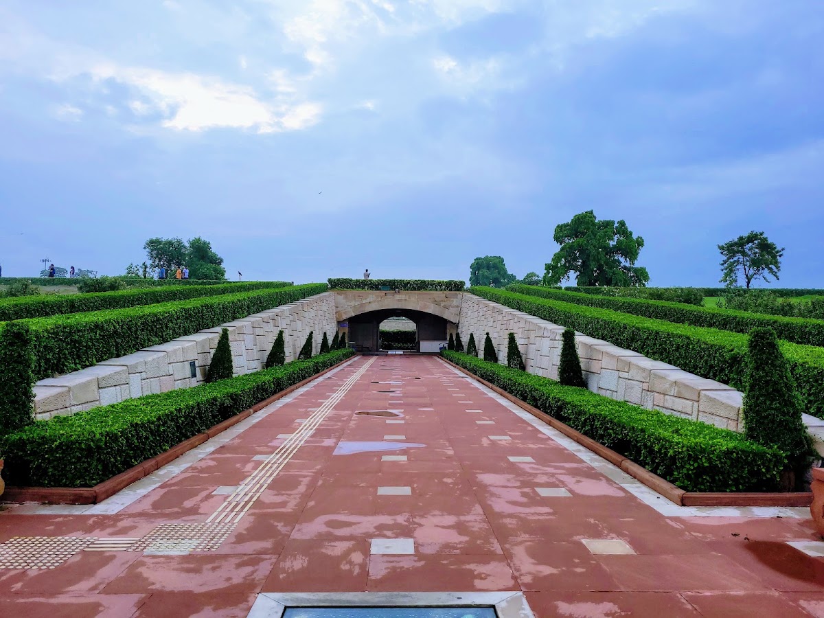 Raj Ghat Memorial New Delhi photo 3