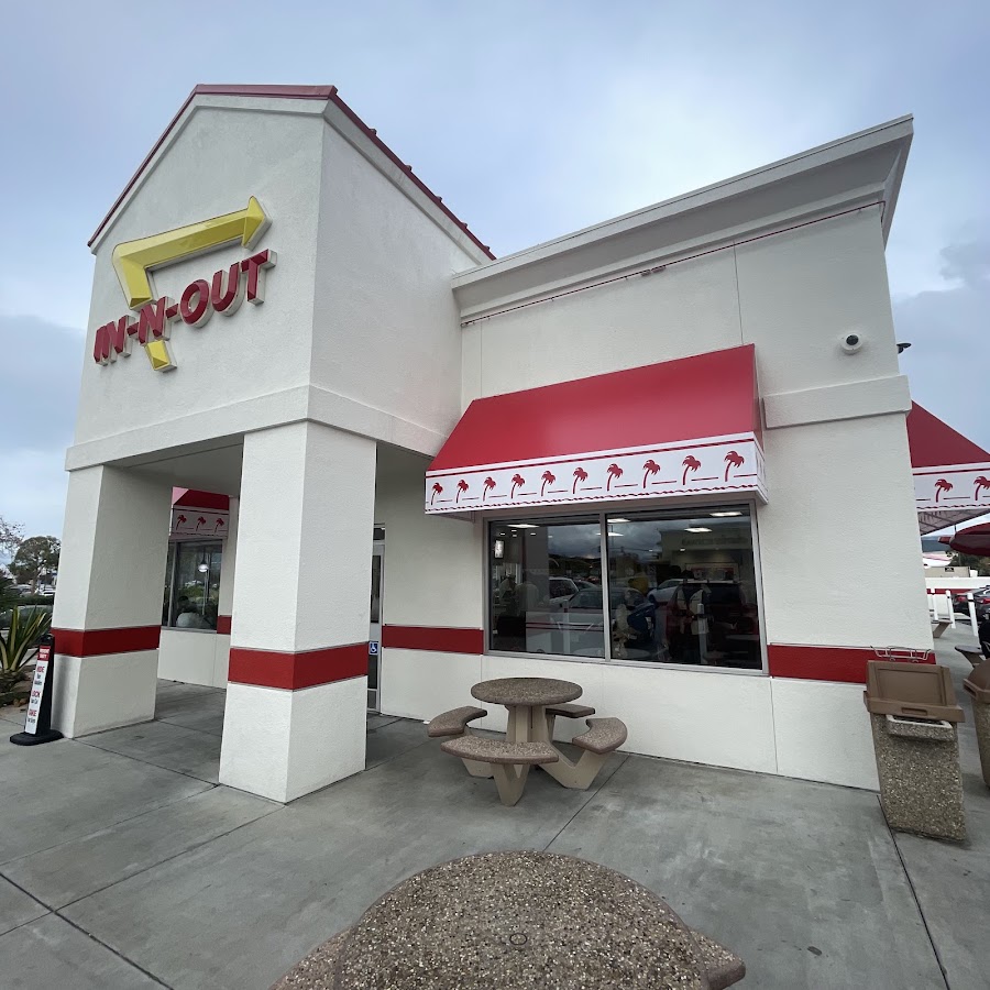 In-N-Out Burger photo 4