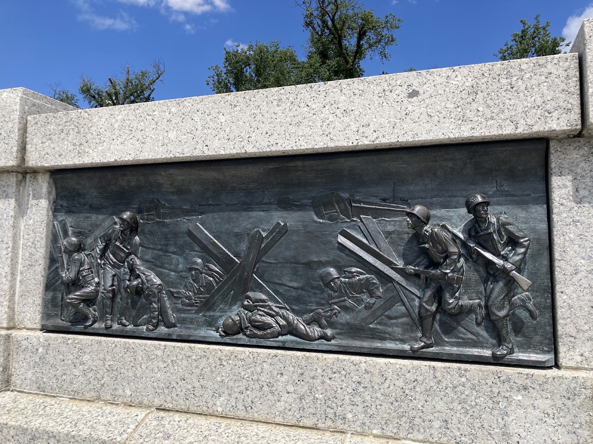 World War II Memorial photo 9
