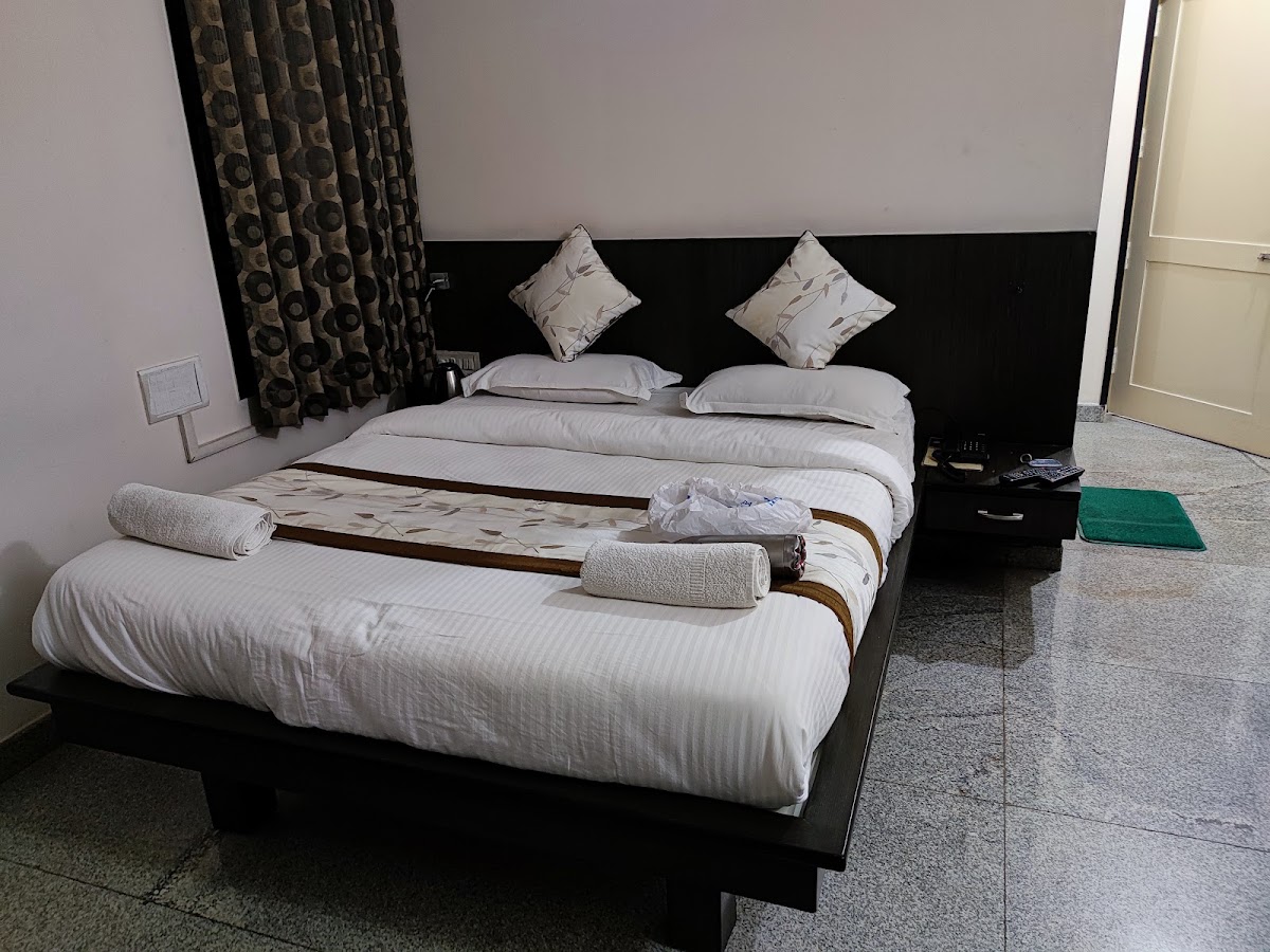SOUNDARYA HOTEL photo 2