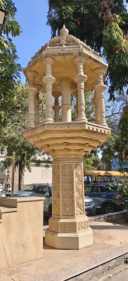 Hutheesing Jain Temple photo 10