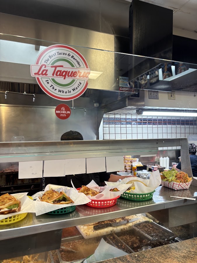 La Taqueria photo 5