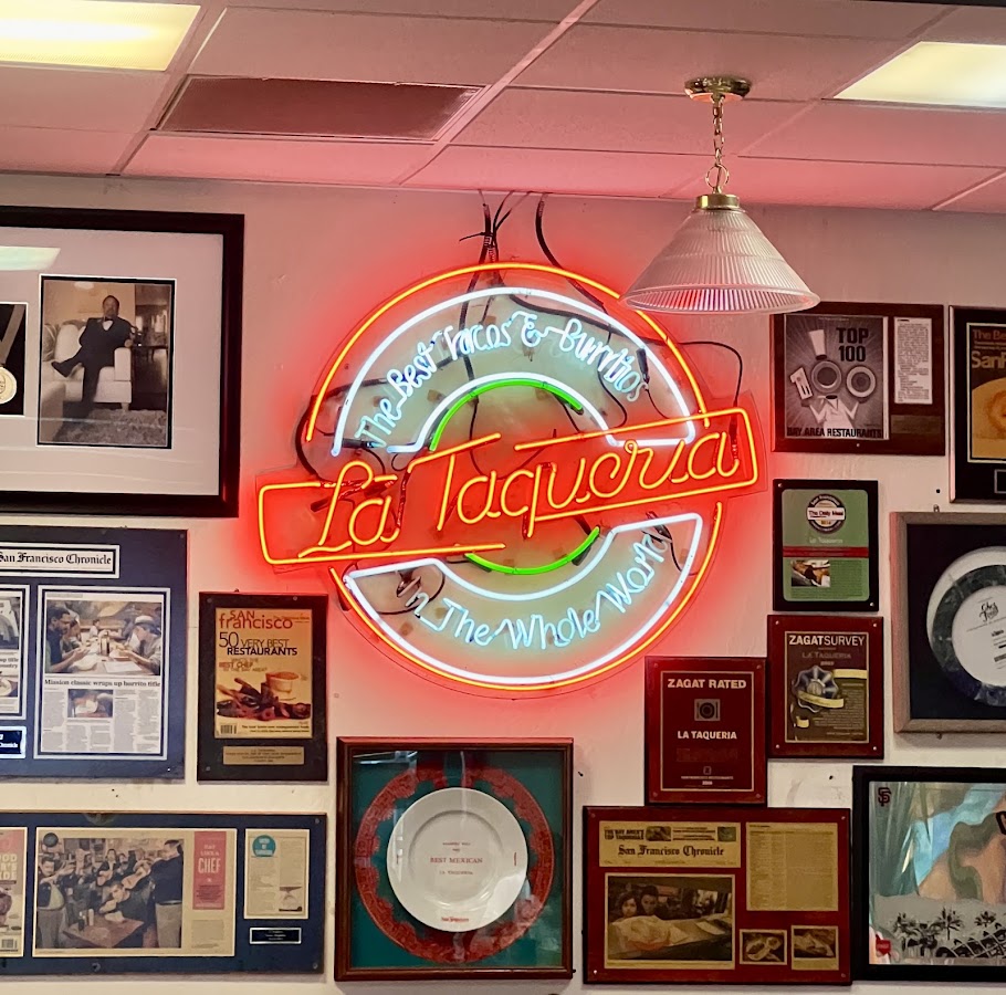 La Taqueria photo 7