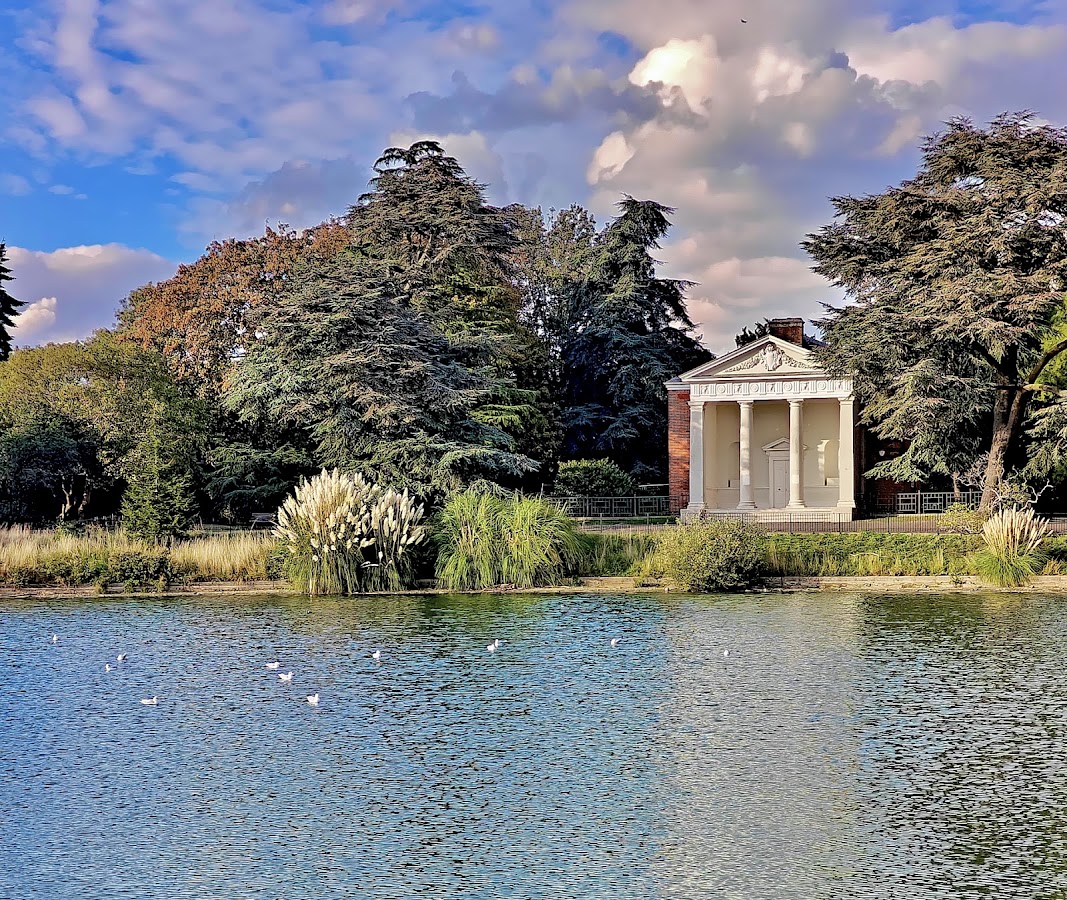 Gunnersbury Park photo 5