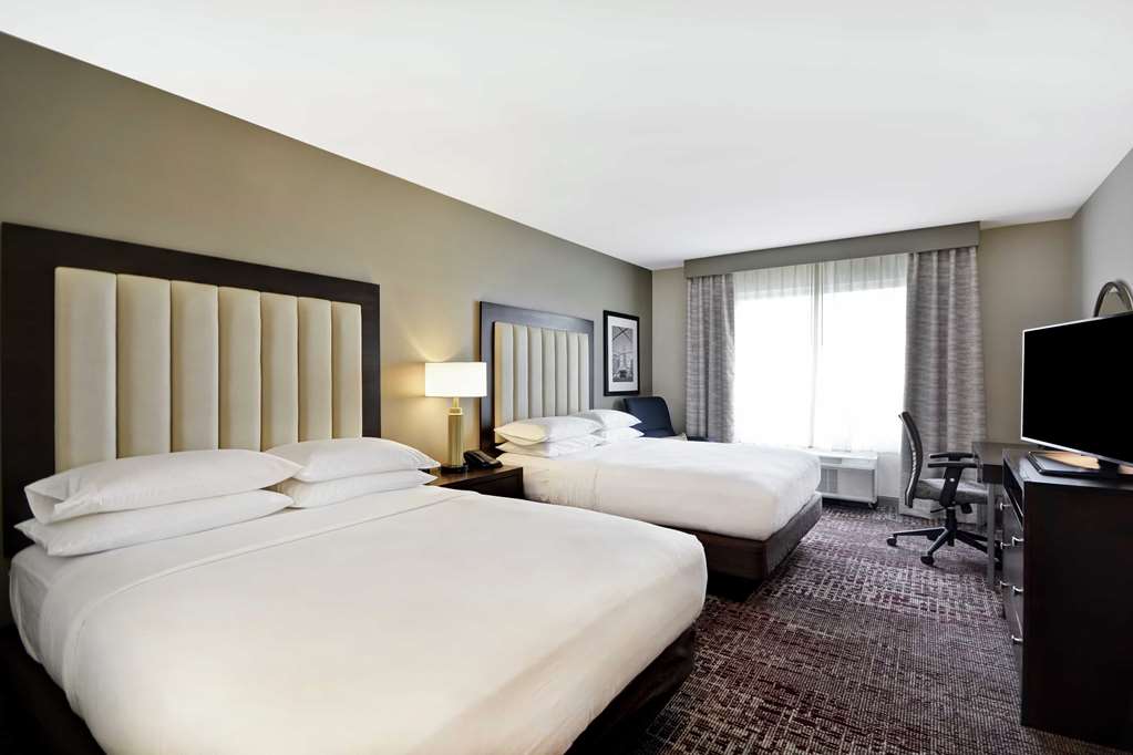 DoubleTree by Hilton Chicago Midway Airport photo 2