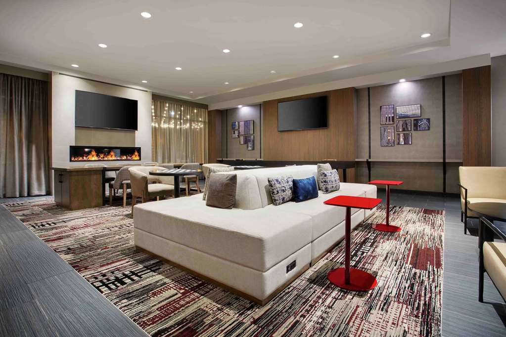 DoubleTree by Hilton Chicago Midway Airport photo 4