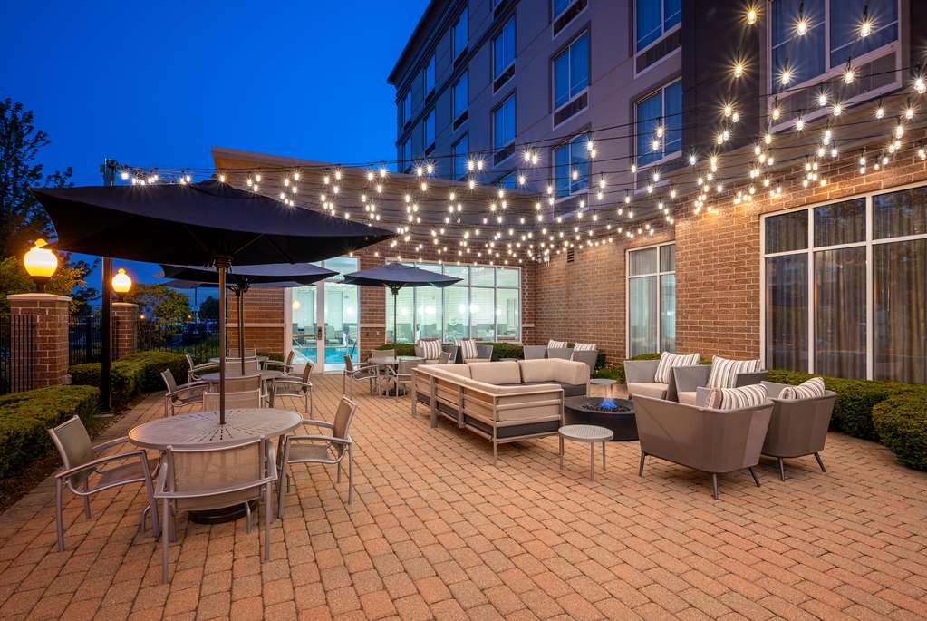DoubleTree by Hilton Chicago Midway Airport photo 5