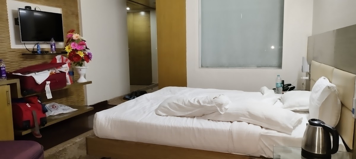 Rosewood International Hotel photo 2