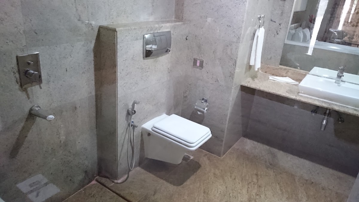 Rosewood International Hotel photo 3