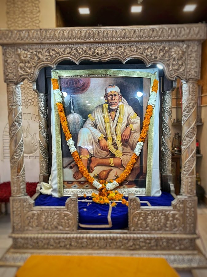 Shirdi Sai Baba Mandir photo 6