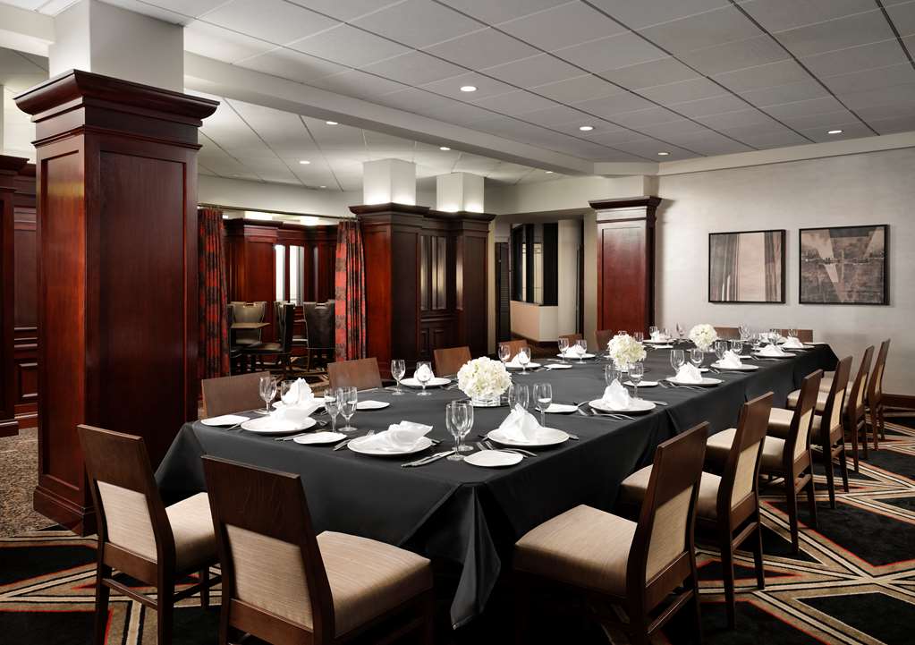 Hilton Arlington photo 4