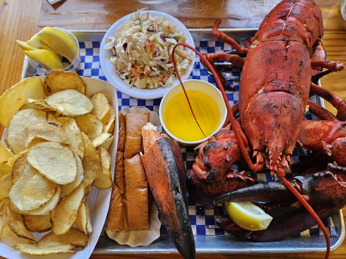 New England Lobster Market & Eatery photo 4
