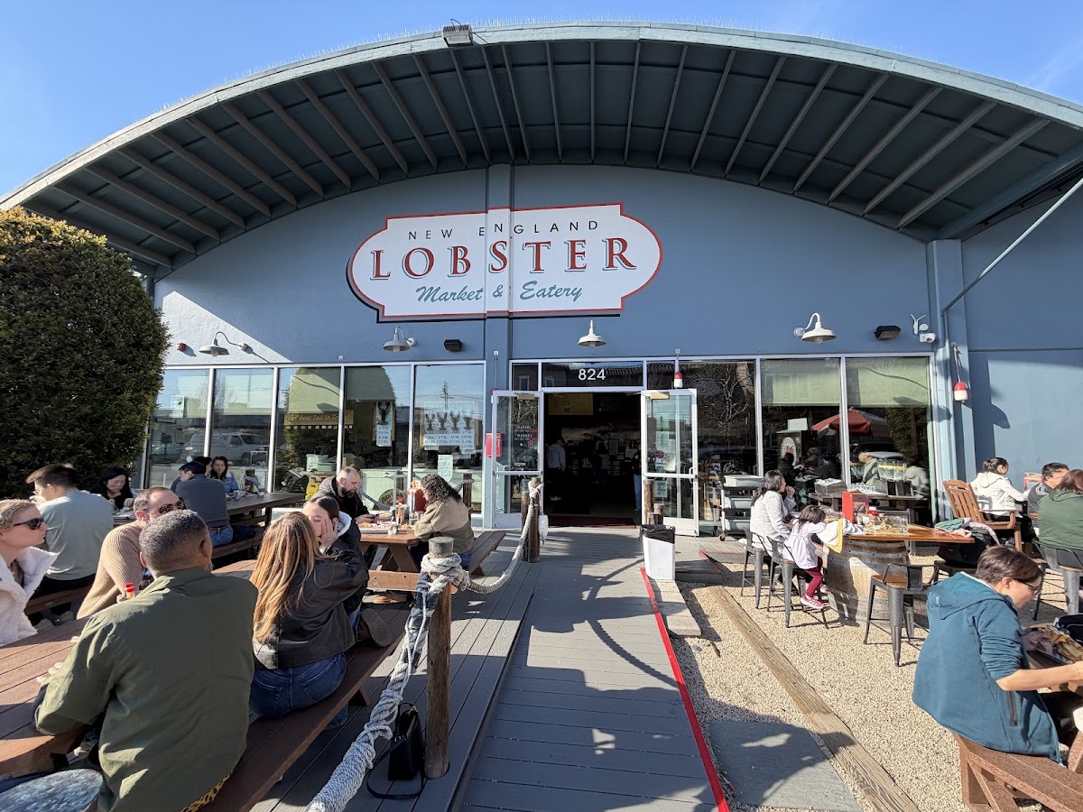 New England Lobster Market & Eatery photo 7