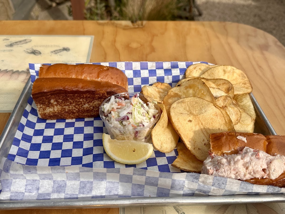 New England Lobster Market & Eatery photo 8