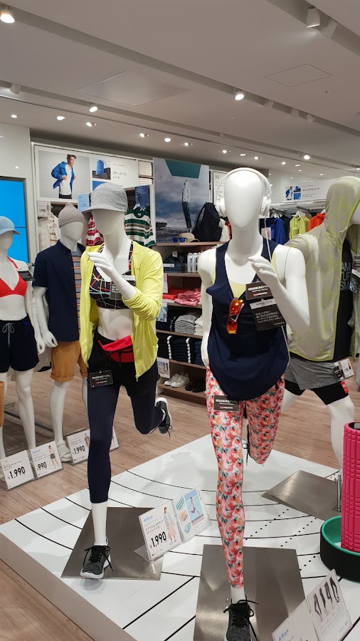Shinjuku Takashimaya photo 4