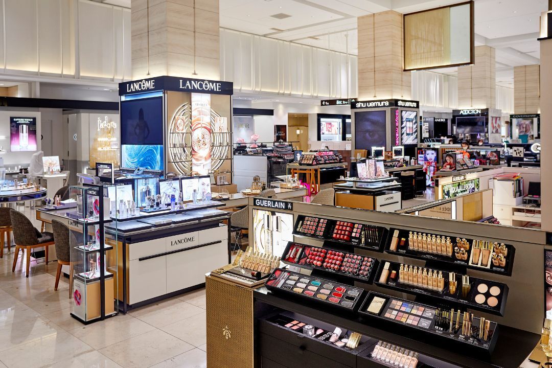 Shinjuku Takashimaya photo 6