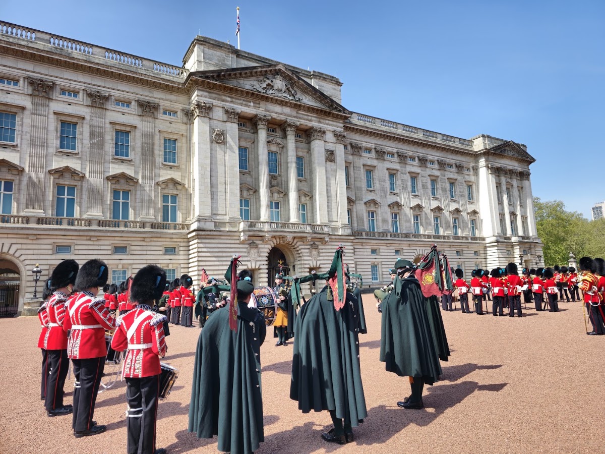 Buckingham Palace photo 2