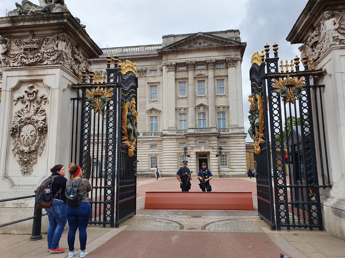 Buckingham Palace photo 9