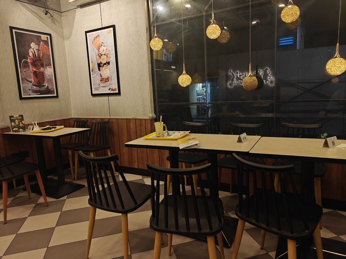 Polar Bear Ice Cream Sundaes - Kengeri photo 9