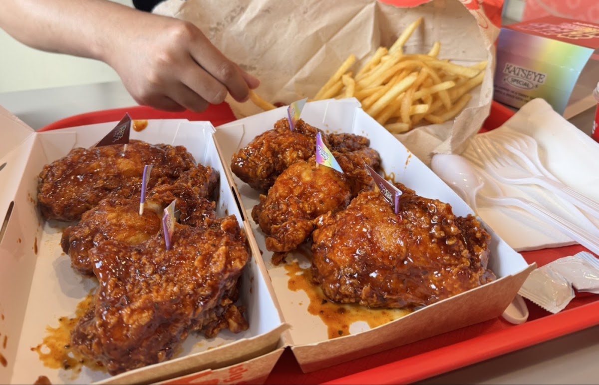 Jollibee photo 3