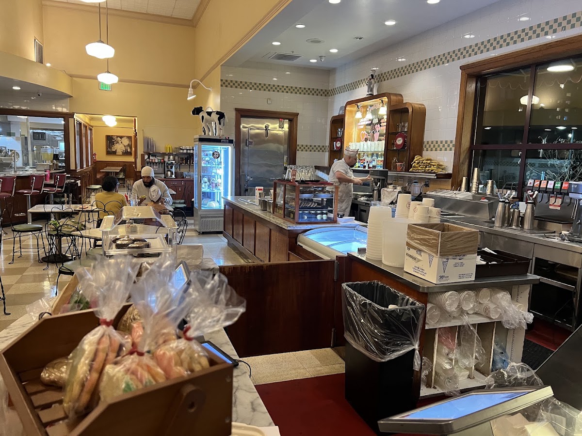 Fentons Creamery photo 6
