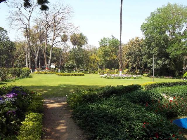 Roshanara Garden photo 4