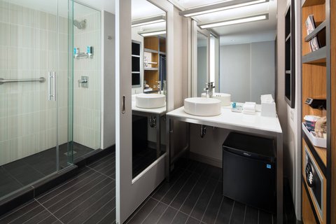 Aloft by Marriott San Francisco Airport photo 5