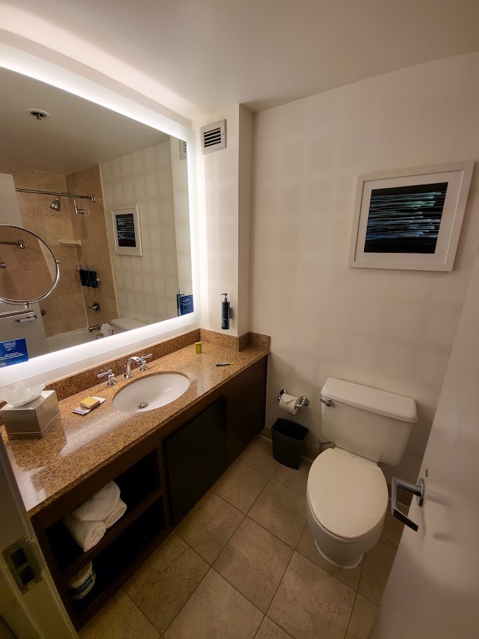 DoubleTree by Hilton Hotel Newark - Fremont photo 3