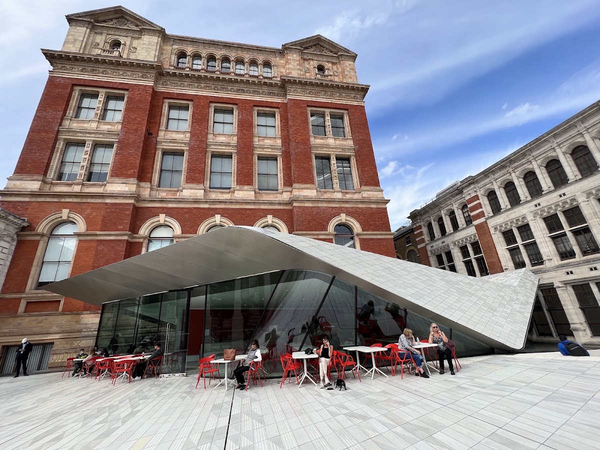 Victoria and Albert Museum photo 10