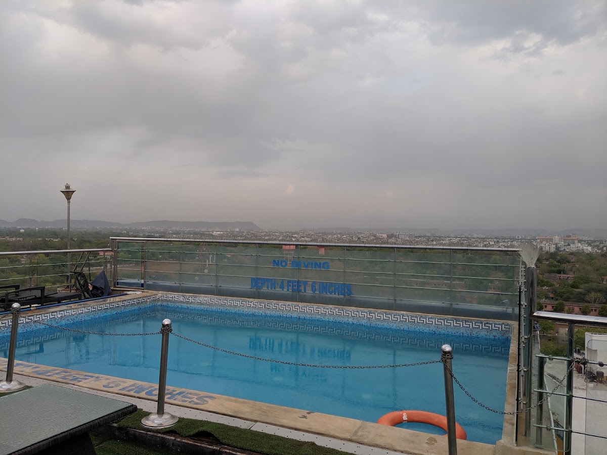Sarovar Portico Naraina photo 3