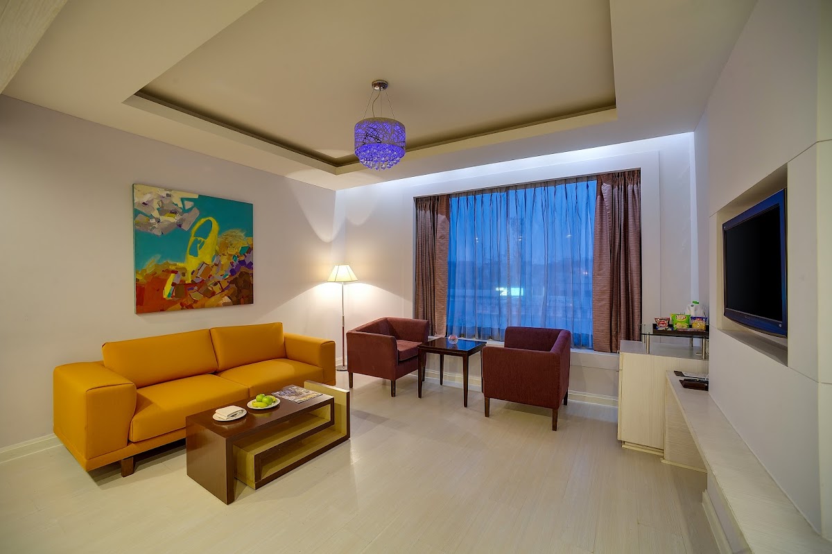 Sarovar Portico Naraina photo 7