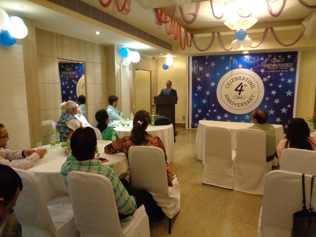 Sarovar Portico Naraina photo 8