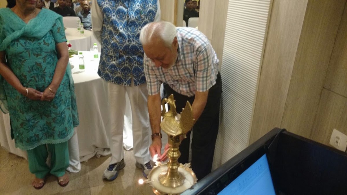 Sarovar Portico Naraina photo 9