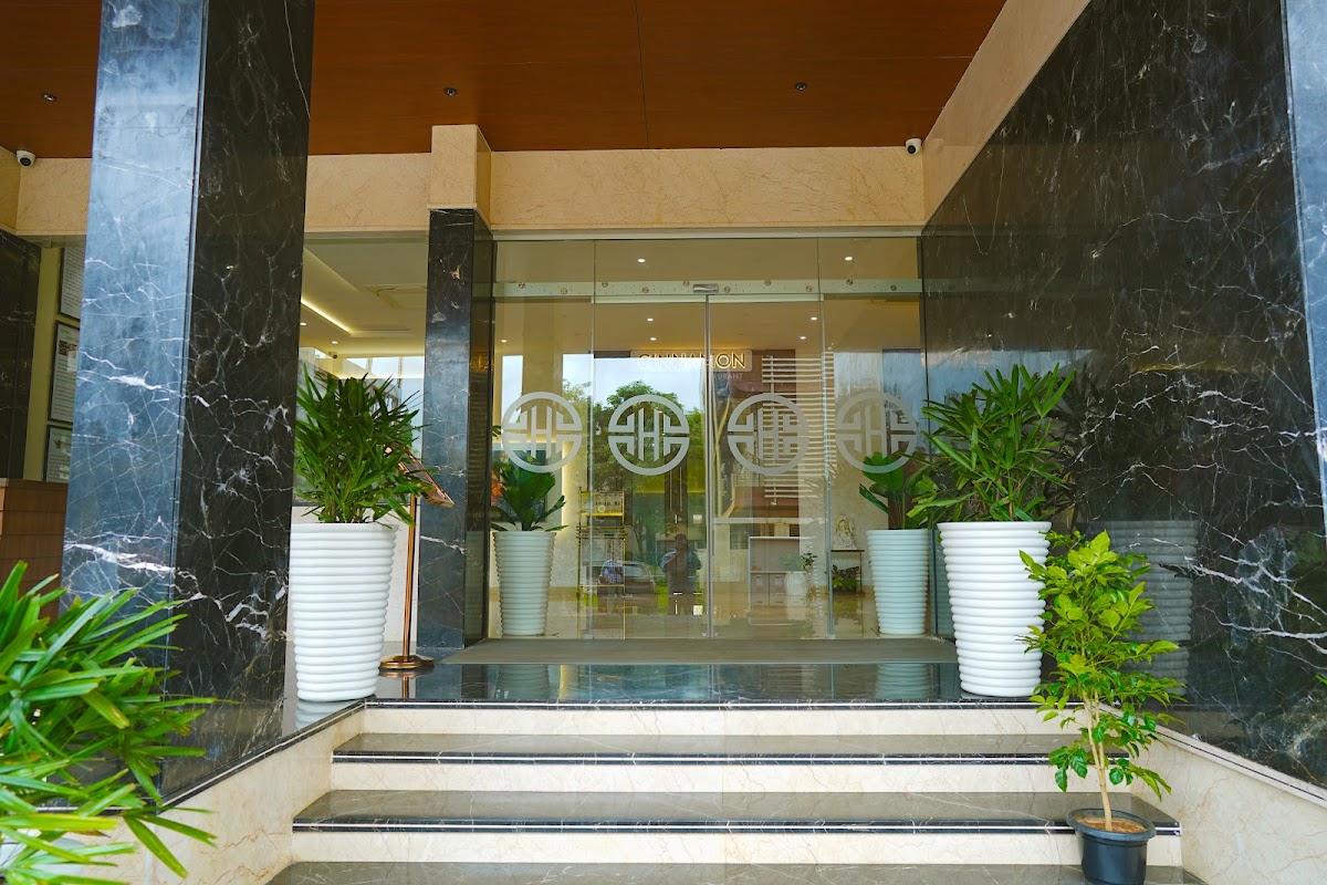 HIGHLAND HOTEL