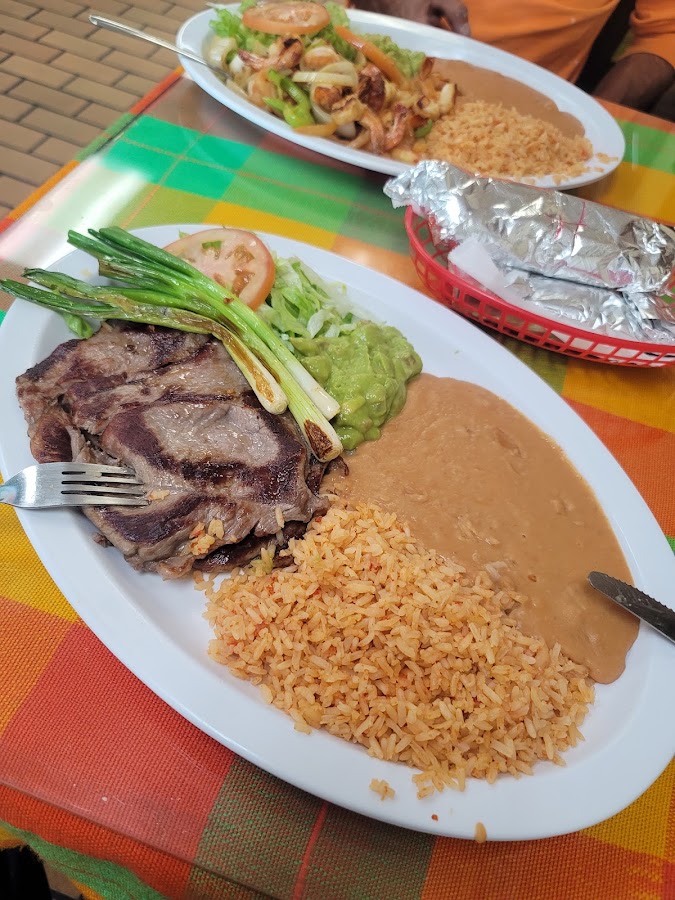Taqueria Los Gallos Express photo 4