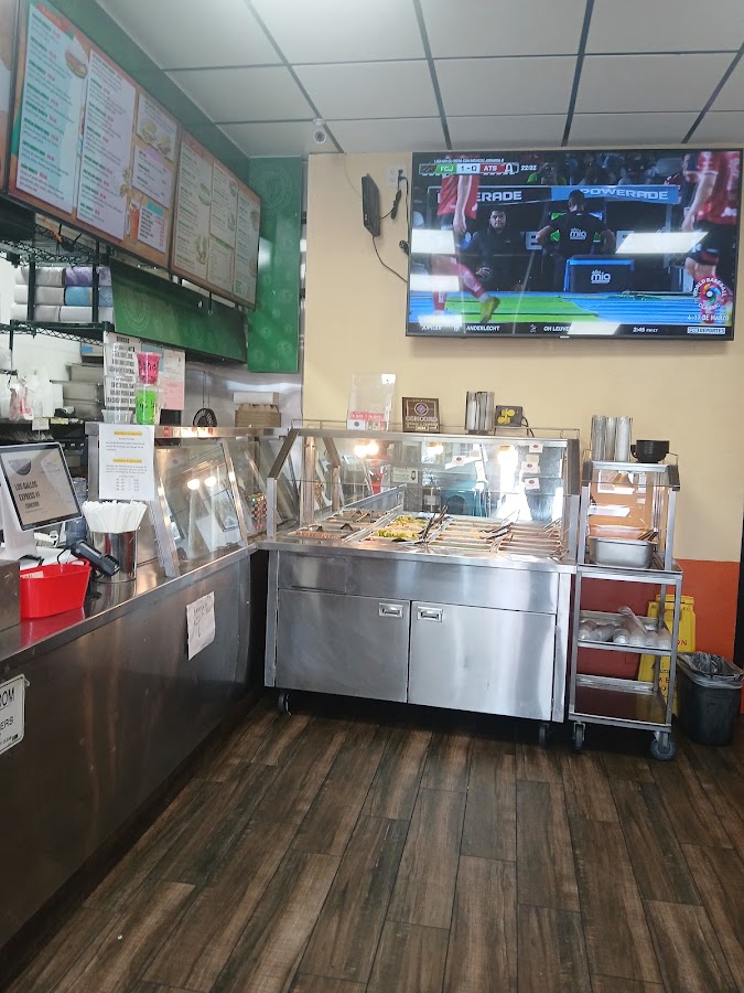 Taqueria Los Gallos Express photo 10