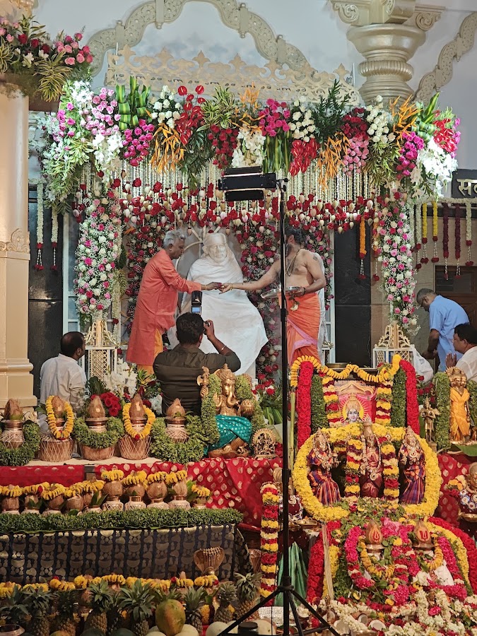 Sri shirdi Sai Baba Temple photo 9