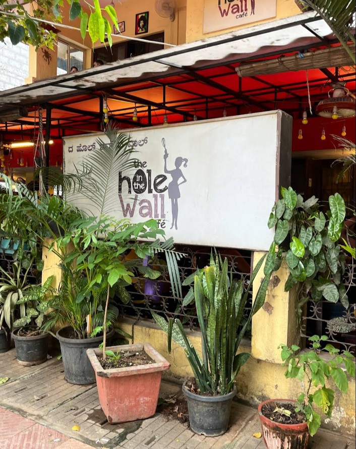 The Hole In The Wall Cafe photo 10