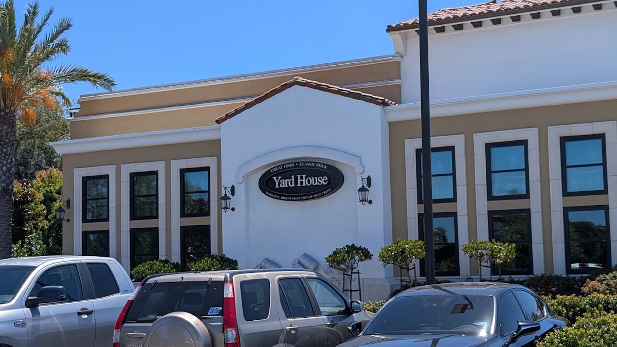 Yard House photo 9