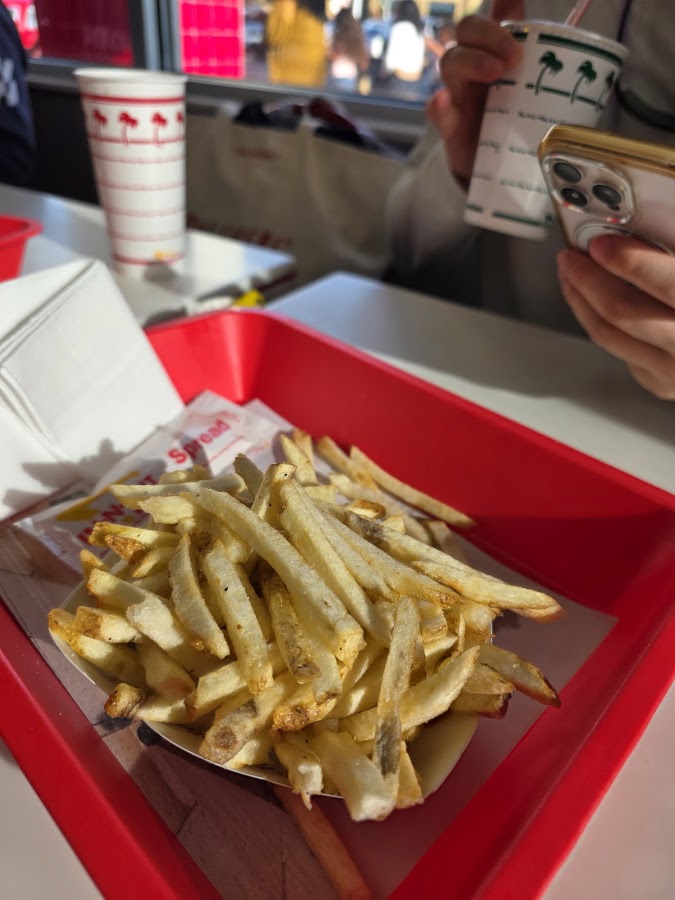 In-N-Out Burger photo 7