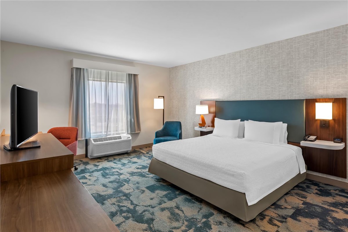 Hampton Inn & Suites Glenarden/Washington DC photo 2