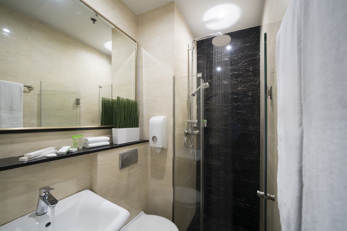 V Hotel Lavender photo 4