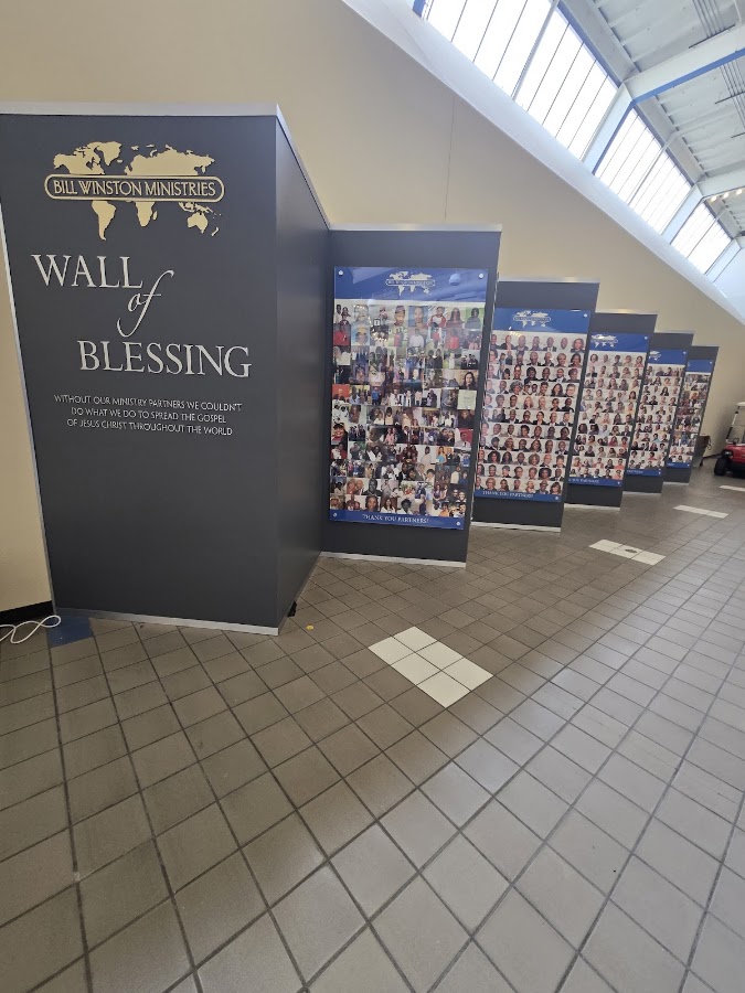 Living Word Christian Center photo 9